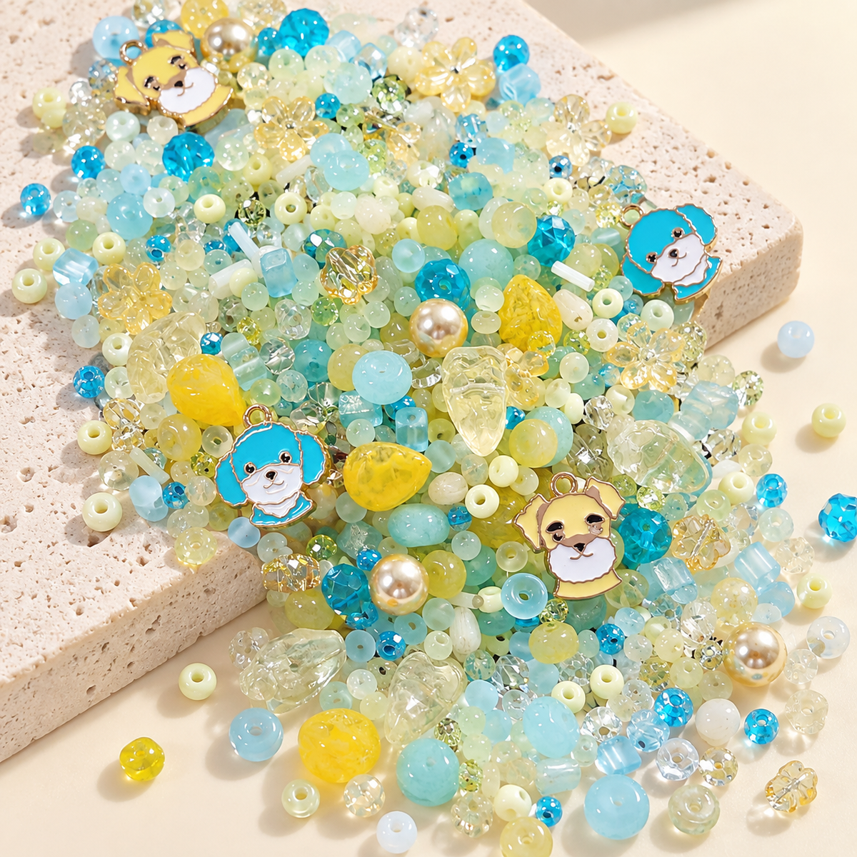 ✨【NEW】Seed Bead-Tide Puppy — original studio product photograph