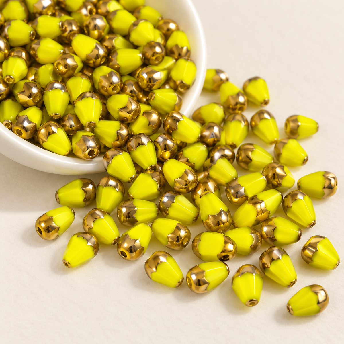 ✨【NEW|B1G1】Gold Rim Teardrop | 6×8mm Gold‑Rim Teardrop Glass Beads for DIY Bracelet Jewelry Making — original studio product photograph
